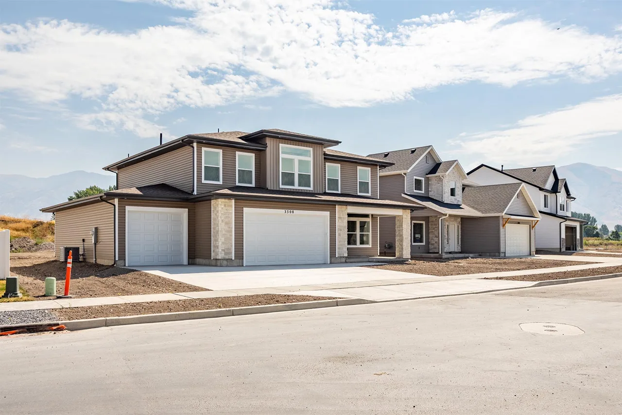 Quick Move-In @ Nibley Meadows · photo 6